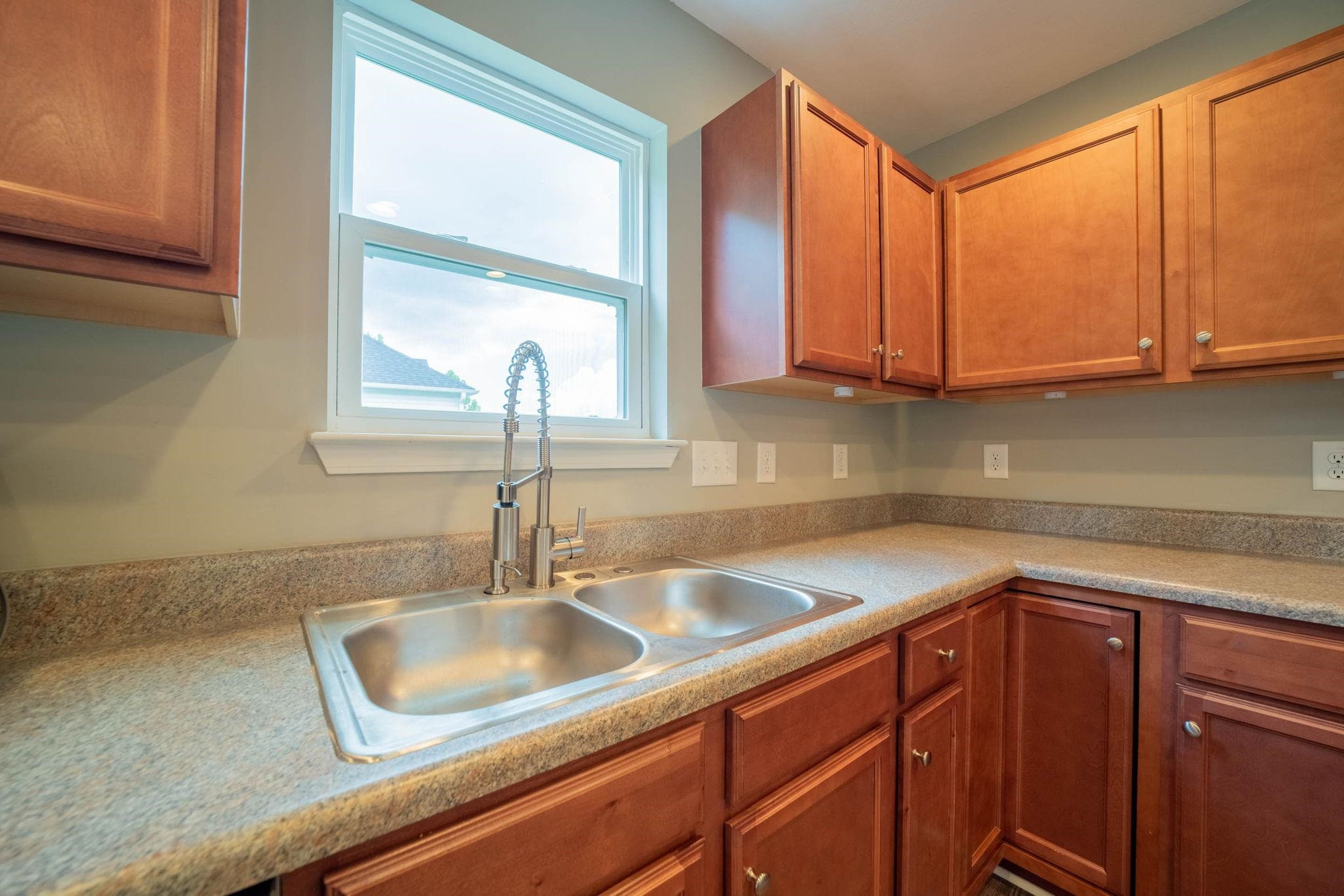 201 West Waycliff Road Henderson, NC 27537 - Photo 16 of 41 Photo 16