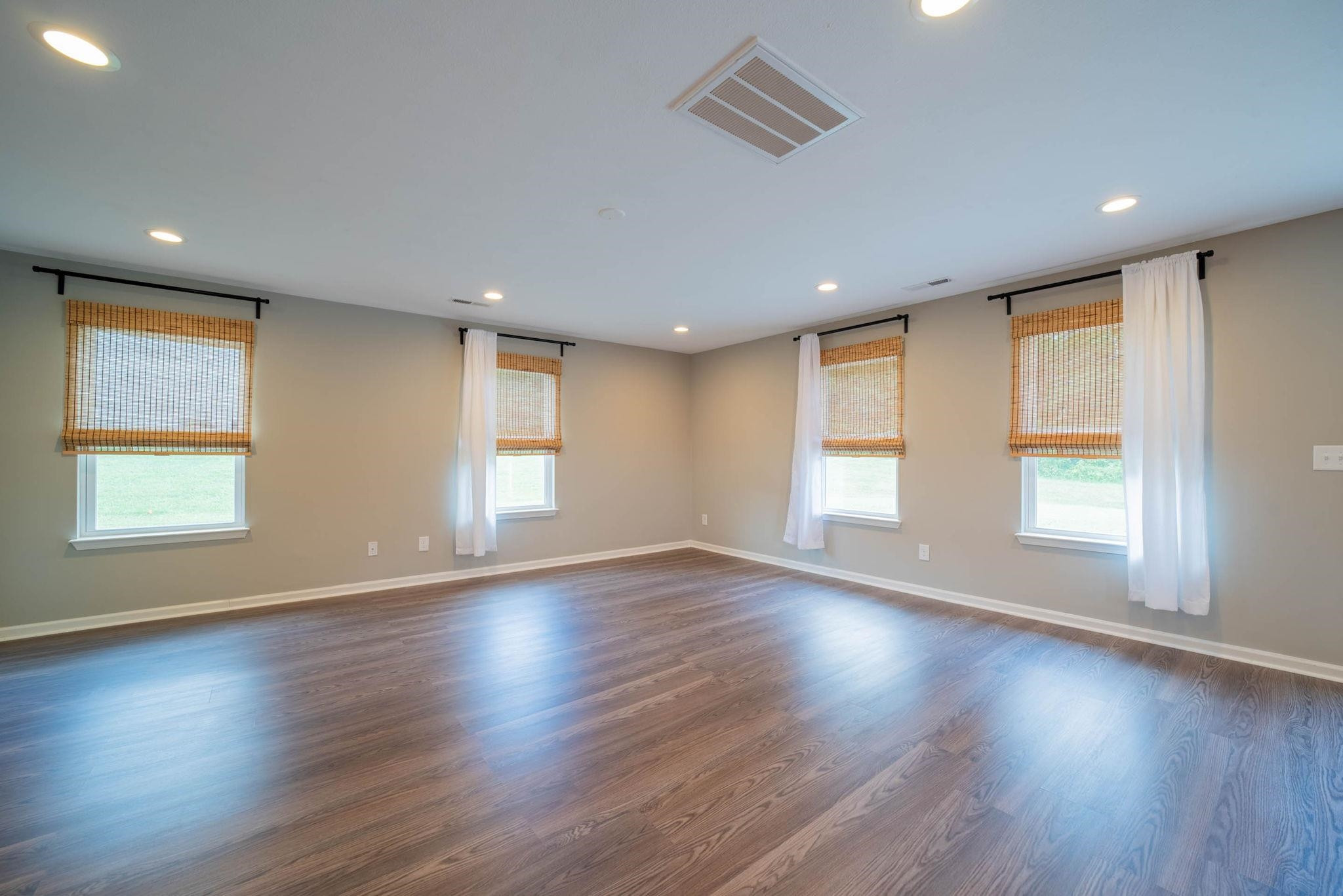 201 West Waycliff Road Henderson, NC 27537 - Photo 18 of 41 Photo 18