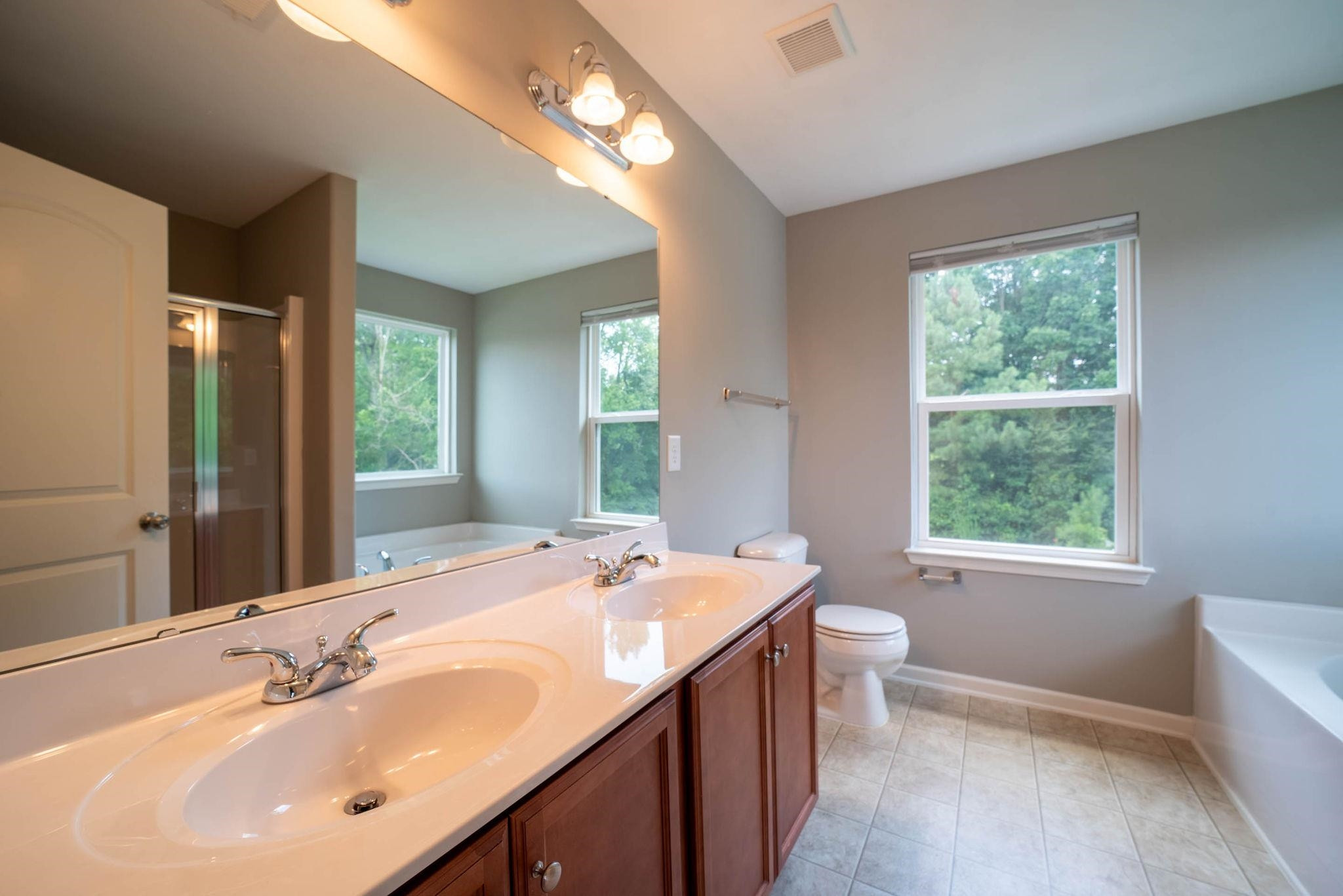 201 West Waycliff Road Henderson, NC 27537 - Photo 32 of 41 Photo 32