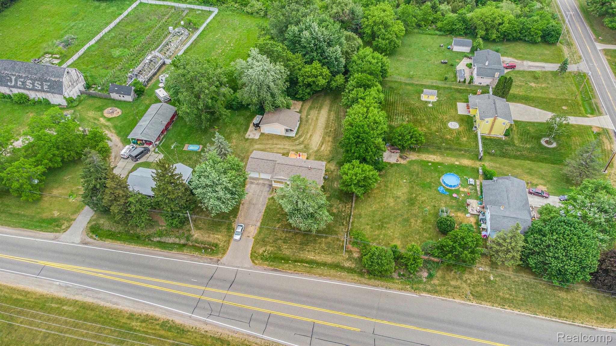 1052 Elms Road Flint, MI 48532 - Photo 44 of 45 Gallery Image 44