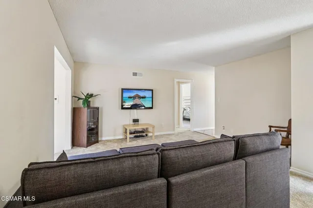 $799,999 | 12745 Muscatine Street, Pacoima, CA 91331