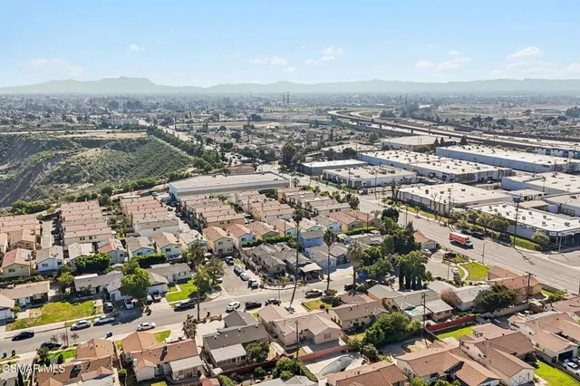 $799,999 | 12745 Muscatine Street, Pacoima, CA 91331