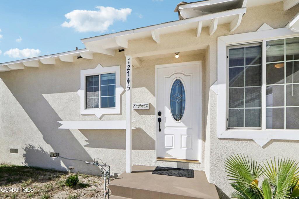 12745 Muscatine Street Pacoima, CA 91331 - Photo 6 of 32