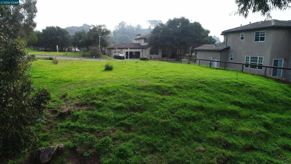 $219,900 | 209 North Rancho Place, Pinole, CA 94564