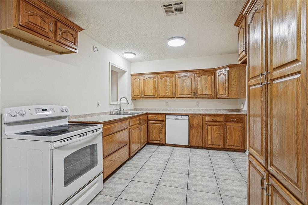 2872 Slidell Avenue Slidell, LA 70458 - Photo 4 of 11