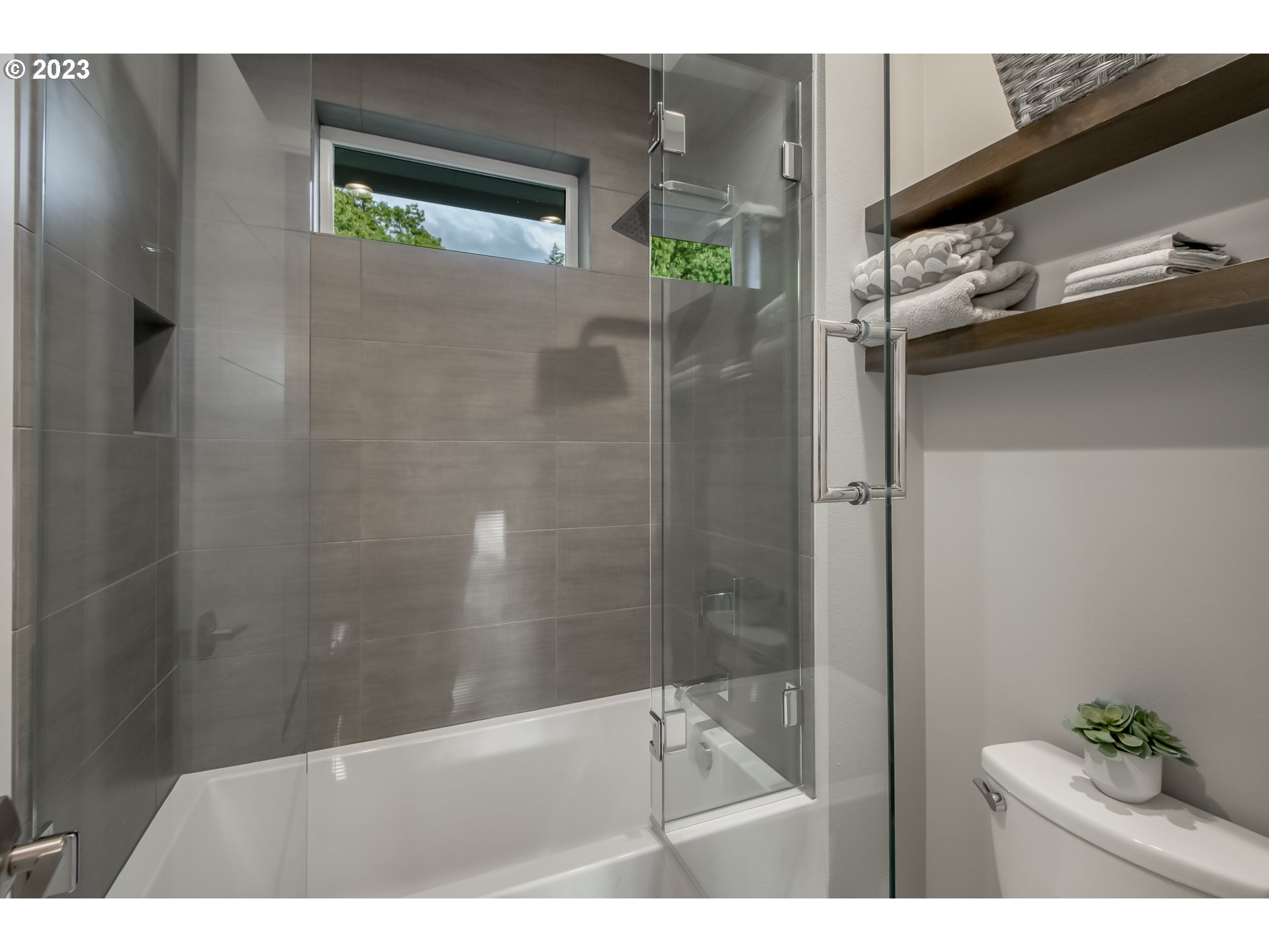5890 Southwest Advance Road Wilsonville, OR 97070 - Photo 20 of 47 Gallery Image 20