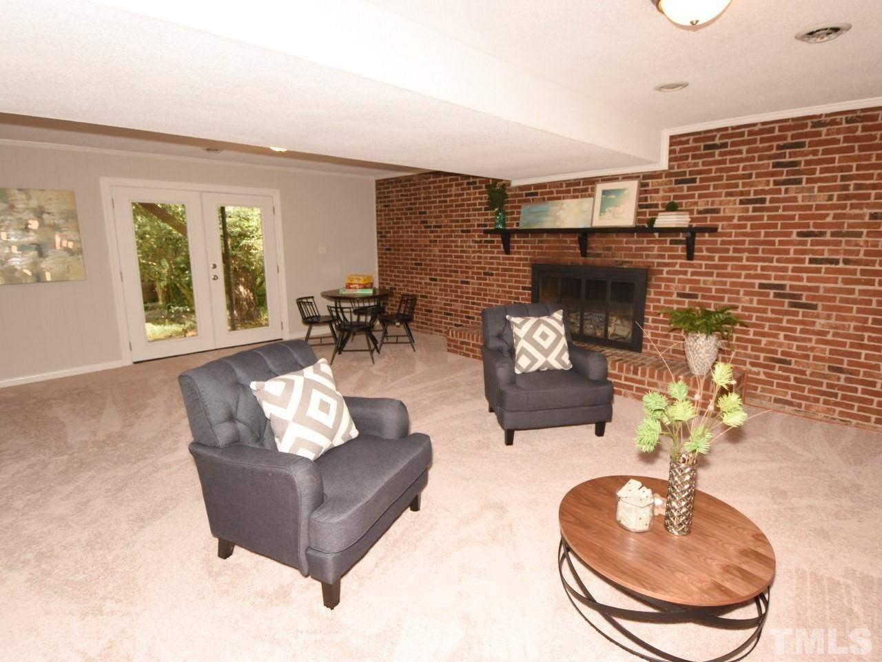 1517 Shelley Road Raleigh, NC 27612 - Photo 8 of 25 Gallery Image 8