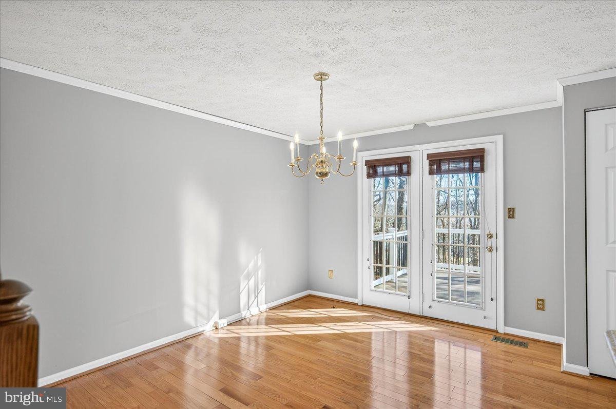 605 Ridgecrest Court Stafford, VA 22554 - Photo 13 of 42 Eat-in Kitchen
