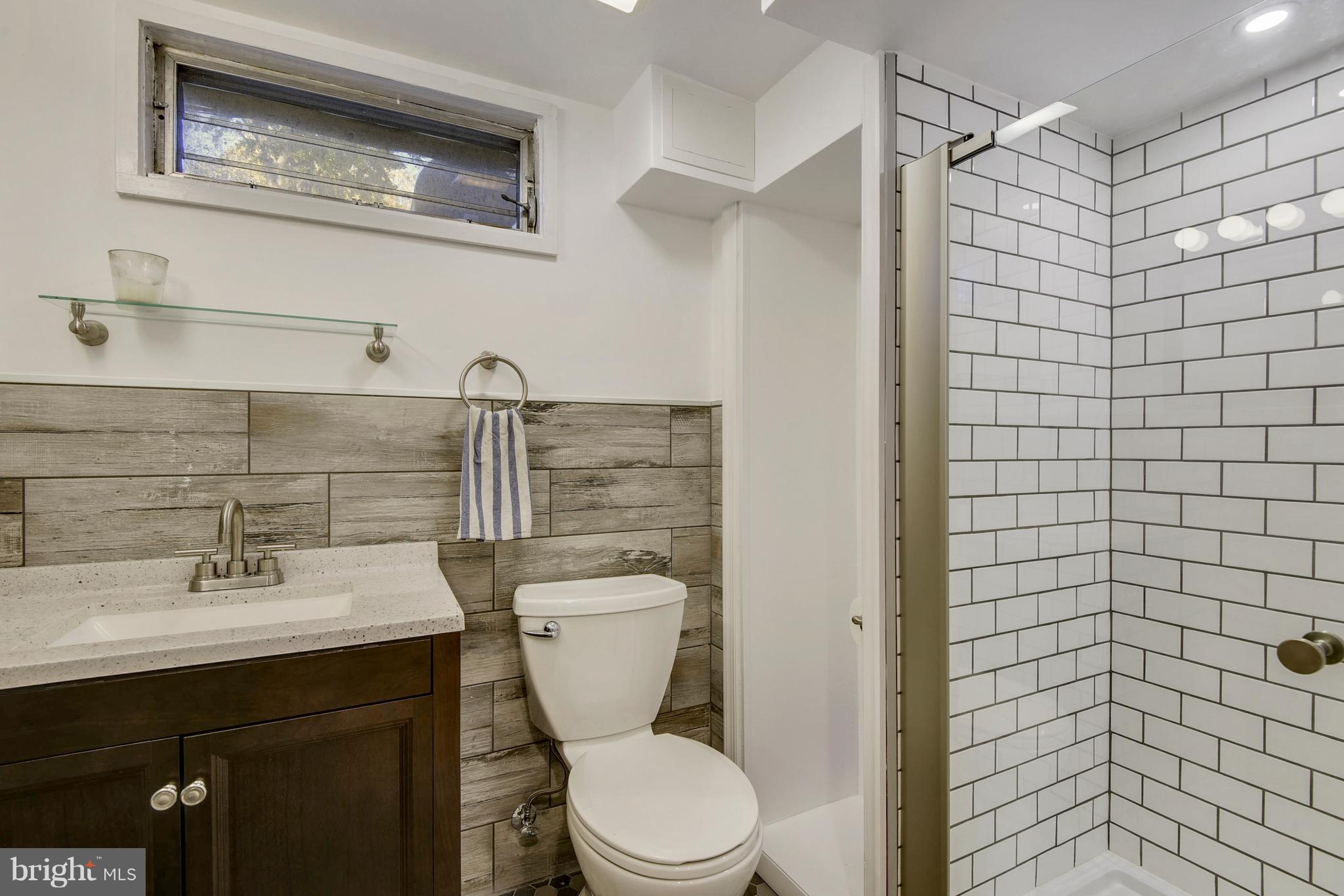 3 Baldridge Road Annapolis, MD 21401 - Photo 24 of 31 Remodeled bath