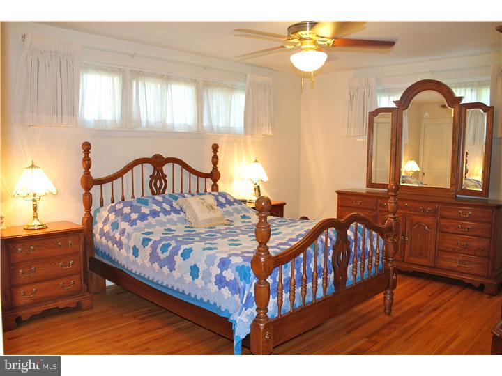 802 Ridge Lane Media, PA 19063 - Photo 12 of 25 Master Bedroom