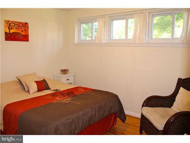 802 Ridge Lane Media, PA 19063 - Photo 17 of 25 Bedroom 2