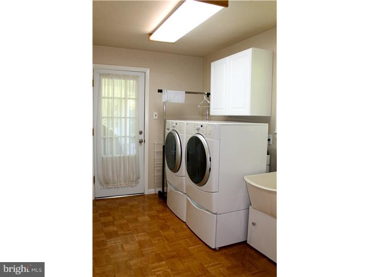 802 Ridge Lane Media, PA 19063 - Photo 10 of 25 Laundry Room