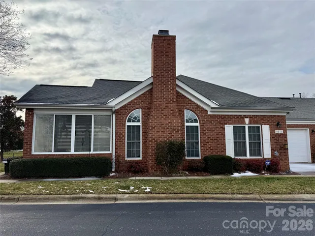 $335,000 | 8577 Highland Glen Drive, Charlotte, NC 28269