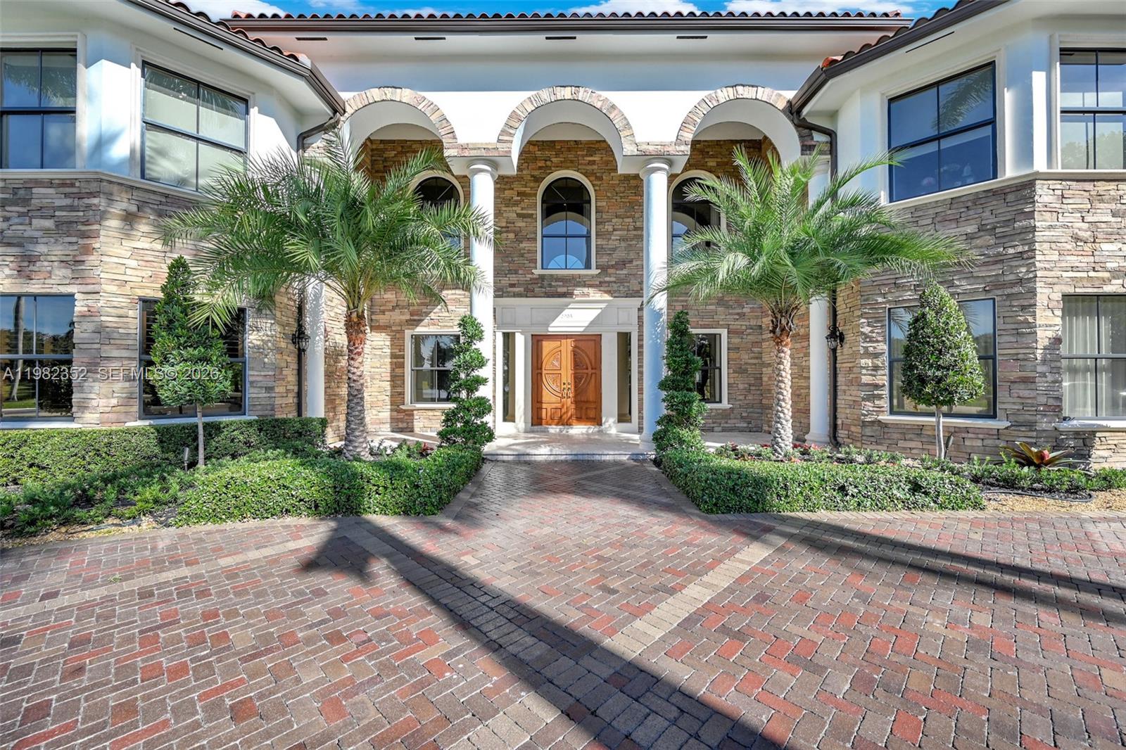 2905 Paddock Road Weston, FL 33331 - Photo 16 of 38