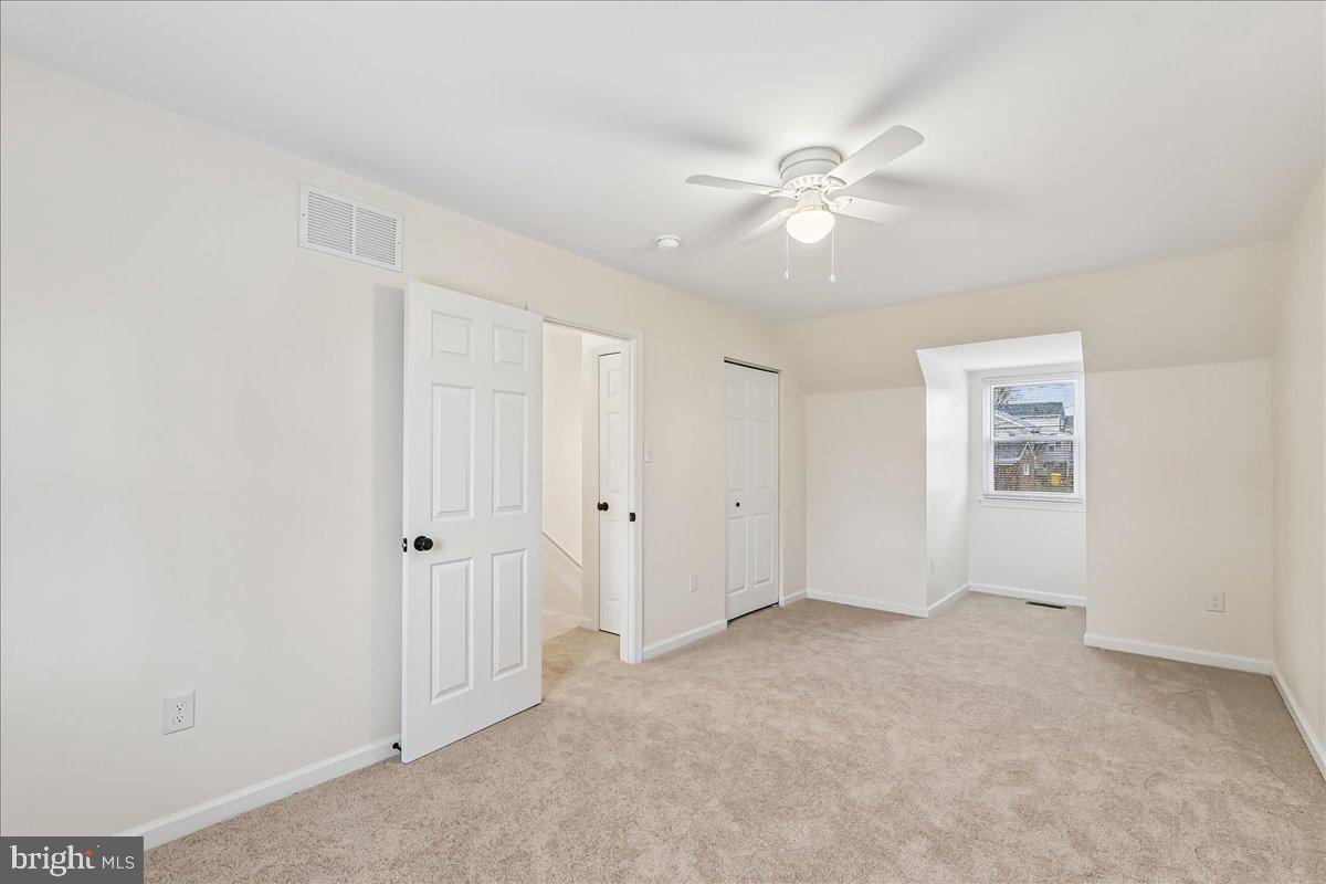 327 Walton Avenue Baltimore, MD 21225 - Photo 15 of 30