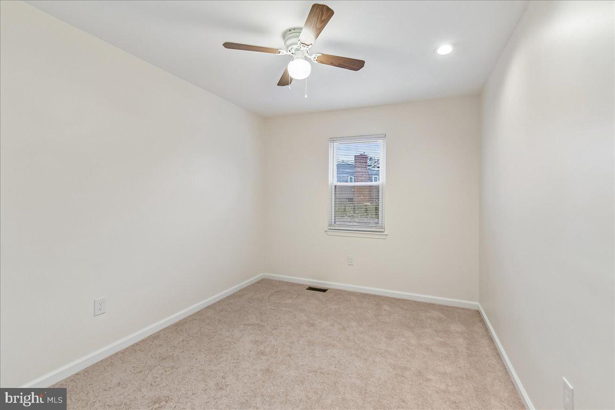 327 Walton Avenue Baltimore, MD 21225 - Photo 17 of 30