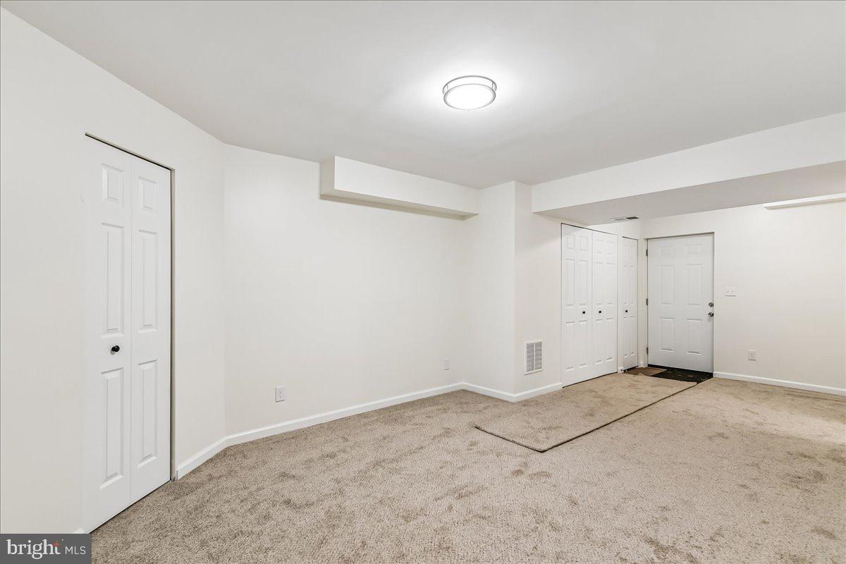 327 Walton Avenue Baltimore, MD 21225 - Photo 24 of 30
