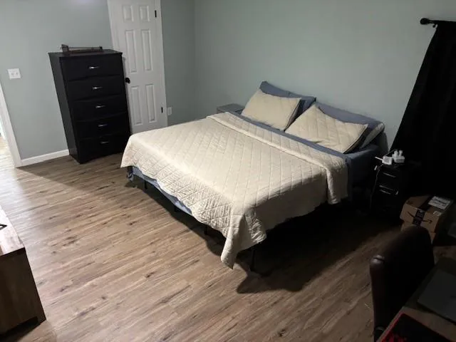 $350,000 | 325 Lakeview Drive, Burlington, KS 66839