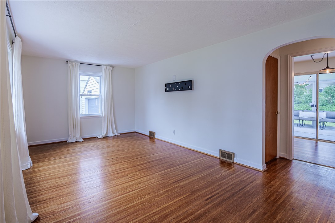 132 Presque Street Rochester, NY 14609 - Photo 6 of 49