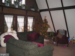 555 Hertzog Valley Road Denver, PA 17517 - Photo 4 of 5 Gallery Image 4
