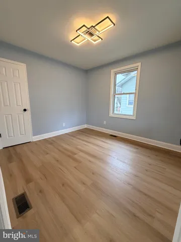 $399,000 | 118 Catalpa Avenue, Wilmington, DE 19804