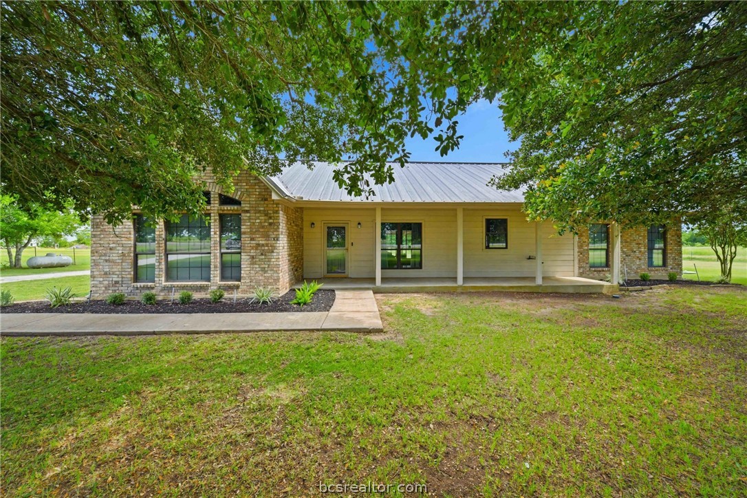 4366 Collette Lane Bryan, TX 77808 - Photo 4 of 37