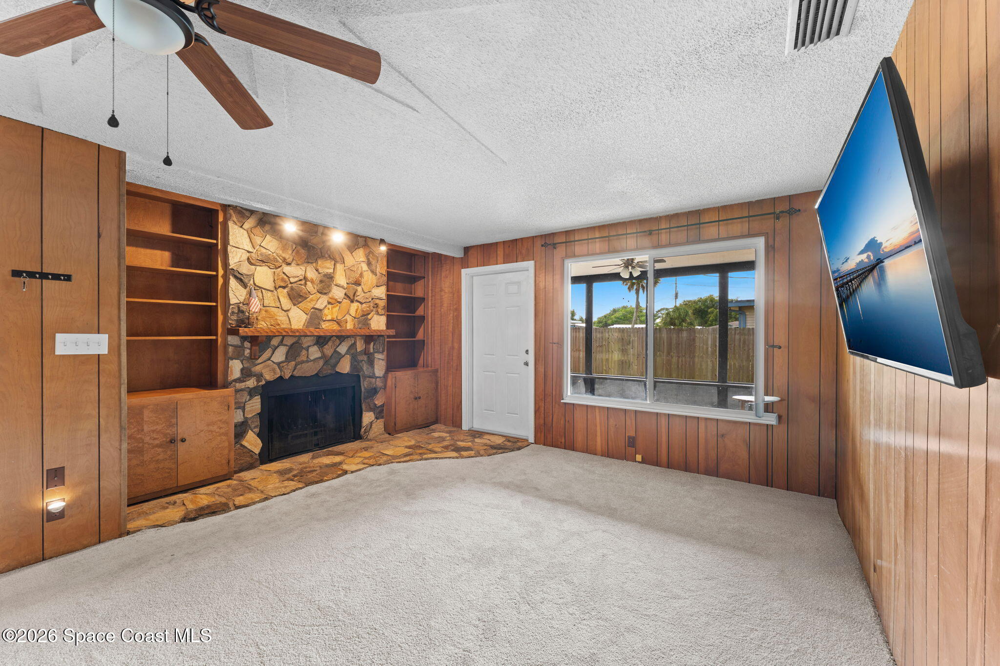 1014 Montclair Road Cocoa, FL 32922 - Photo 25 of 48 Family room