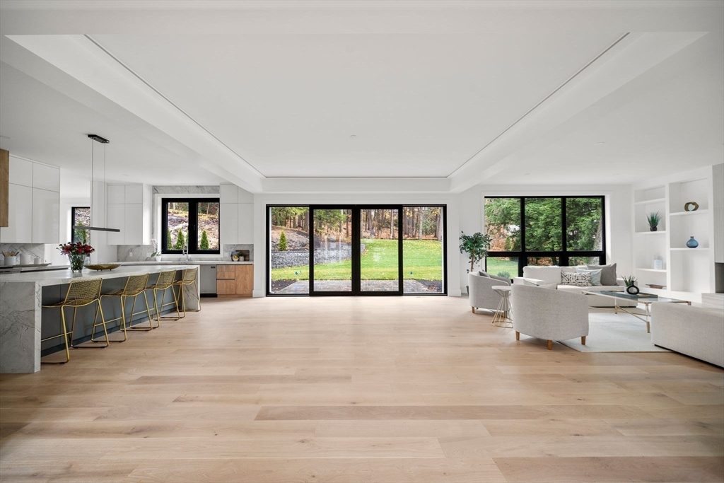 11 Castle Road Lexington, MA 02420 - Photo 9 of 41