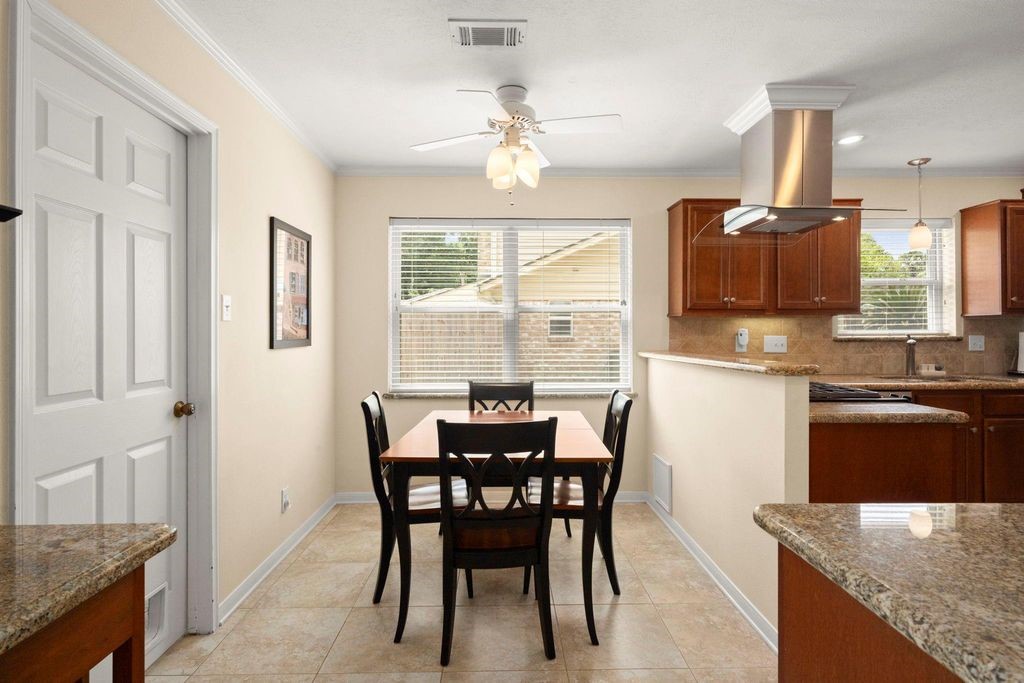 7615 Litchfield Lane Spring, TX 77379 - Photo 13 of 41