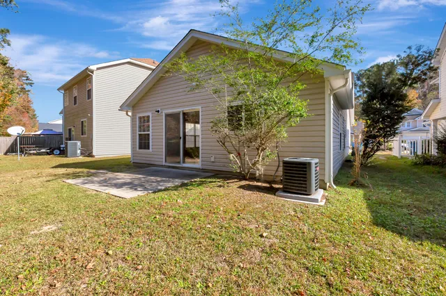 $1,695 | 221 Chemistry Circle, Ladson, SC 29456