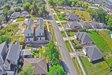 $519,000 | 4805 Paula Street, Houston, TX 77033