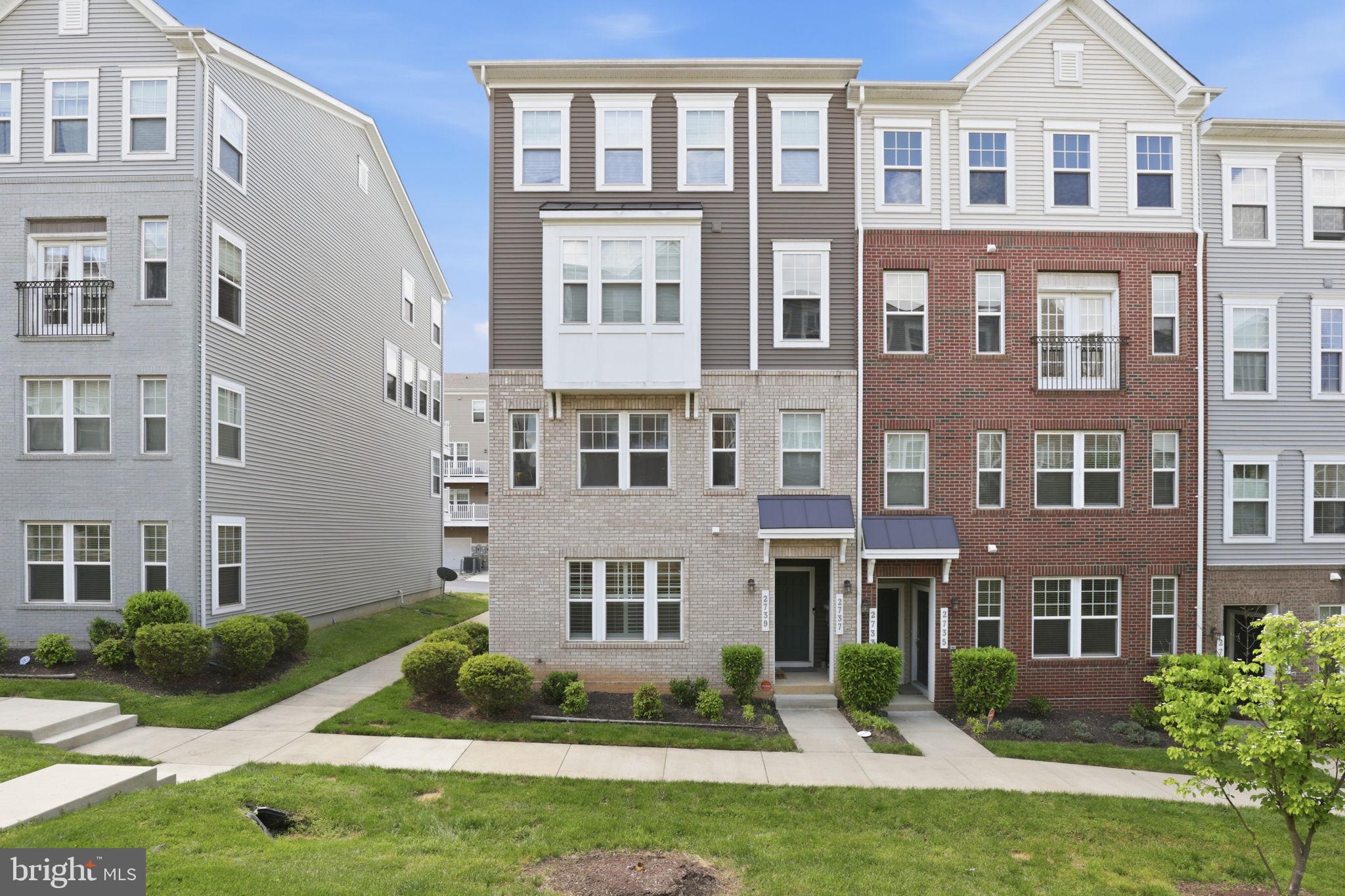 2739 Pinebrook Road Landover, MD 20785 - Photo 3 of 38