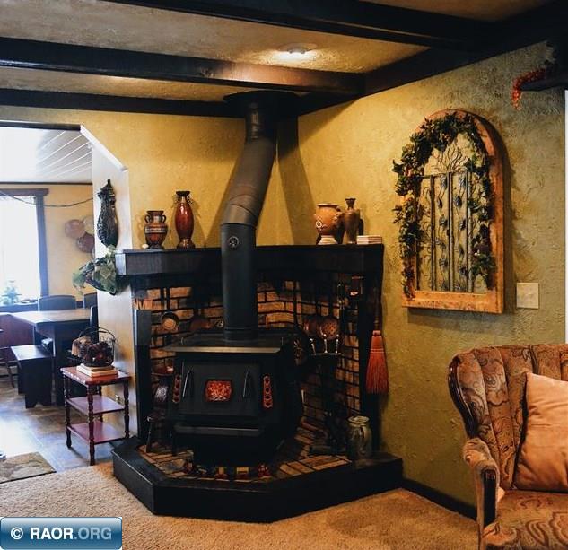 413 3rd Street Southwest Chisholm, MN 55719 - Photo 8 of 24