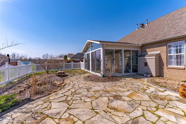$325,000 | 6281 Bryanna Court, Newburgh, IN 47630