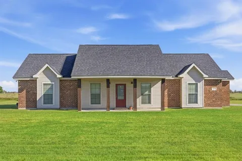 $264,500 | 6058 Ava Lane, Iowa, LA 70647