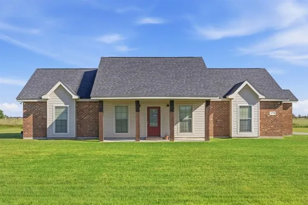 $264,500 | 6058 Ava Lane, Iowa, LA 70647