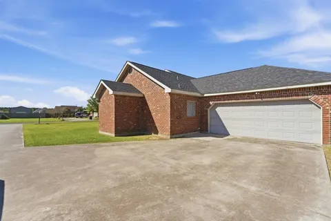 $264,500 | 6058 Ava Lane, Iowa, LA 70647