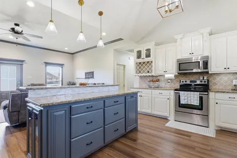 $264,500 | 6058 Ava Lane, Iowa, LA 70647