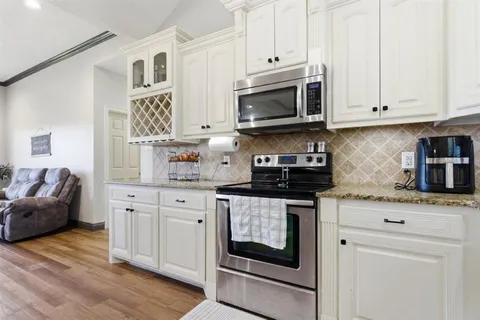 $264,500 | 6058 Ava Lane, Iowa, LA 70647