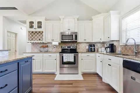 $264,500 | 6058 Ava Lane, Iowa, LA 70647