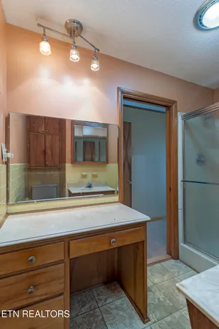 $480,000 | 197 Sadler Lane, Harriman, TN 37748