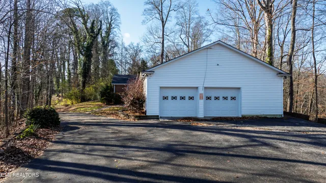 $480,000 | 197 Sadler Lane, Harriman, TN 37748