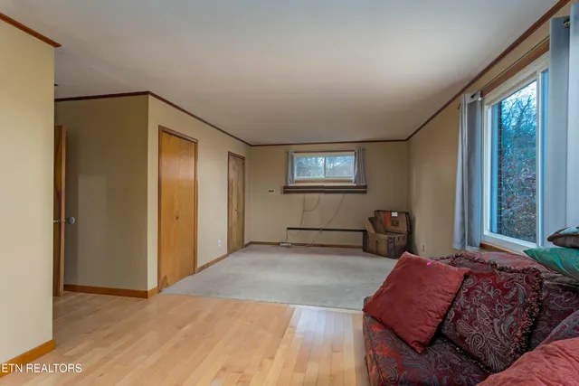 $480,000 | 197 Sadler Lane, Harriman, TN 37748