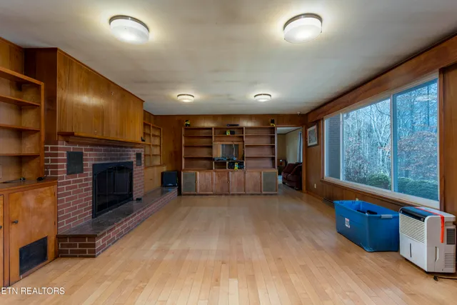 $480,000 | 197 Sadler Lane, Harriman, TN 37748