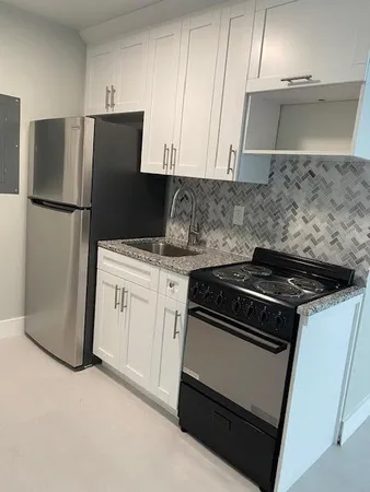 $1,700 | 3260 Hi Street, Unit B, Lake Worth Beach, FL 33461