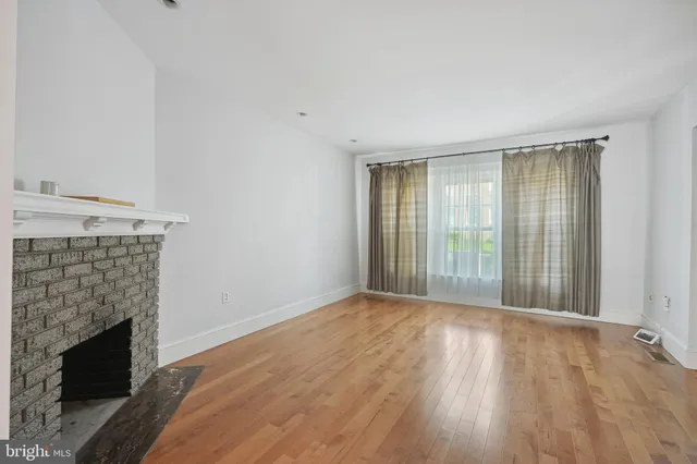 $4,200 | 1452 Spring Road Northwest, Washington, DC 20010