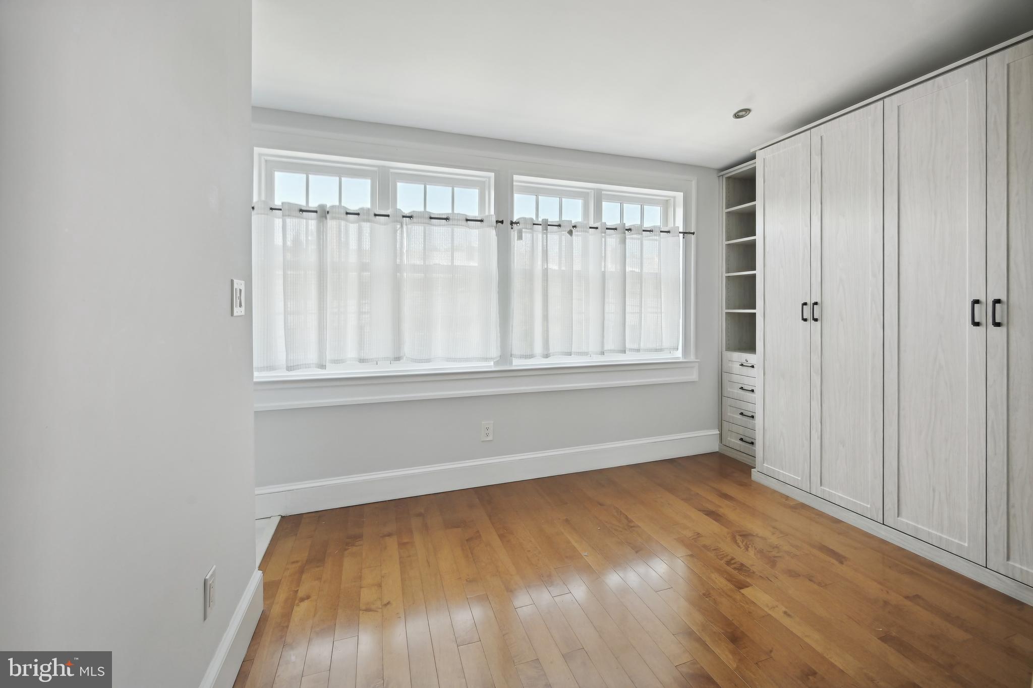 1452 Spring Road Northwest Washington, DC 20010 - Photo 8 of 16