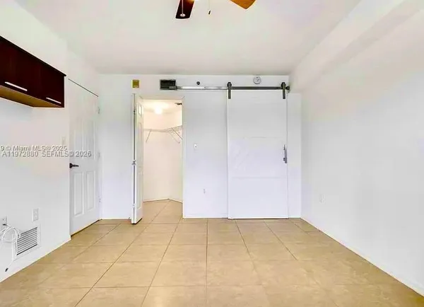 $292,000 | 2415 Northwest 16th St Road, Unit 214, Miami, FL 33125