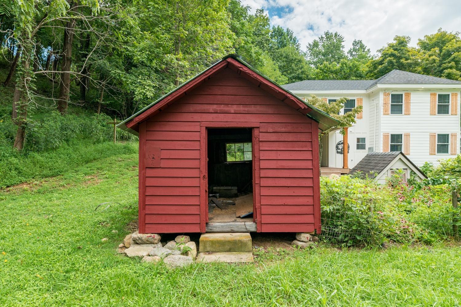 2834 Beech Grove Road Roseland, VA 22967 - Photo 66 of 90 Gallery Image 66