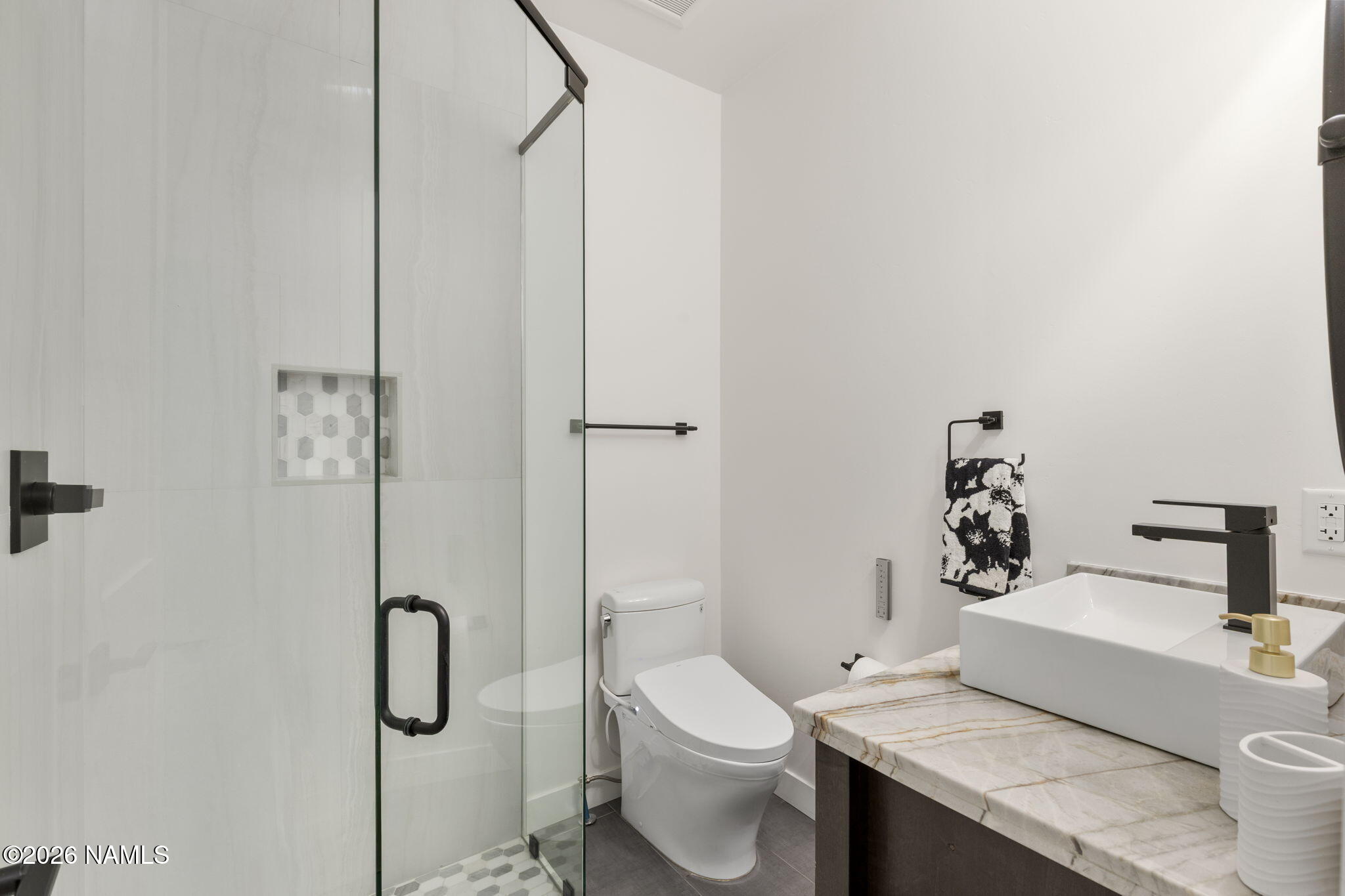 5234 West Brackin Ranch Road Flagstaff, AZ 86001 - Photo 21 of 43 Bathroom 1
